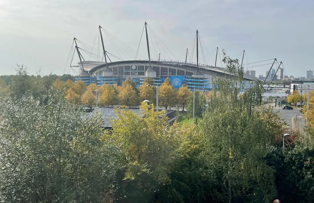 Balcony Apartment - Views Of Etihad Stadium - Near Coop Live Arena - Free Parking-1